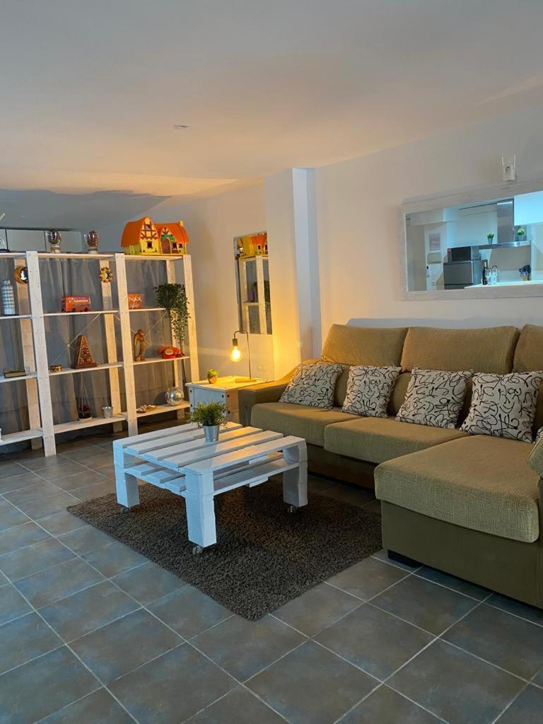 Acogedor Apartamento Loft Alhaurín de la Torre Exteriör bild